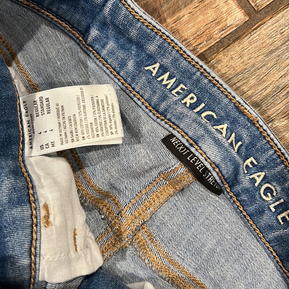 American Eagle next level stretch distressed super high rise jeggings size 4 - Picture 3 of 5